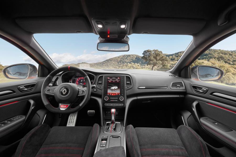 Торпедо Renault Megane R.S. Sport chassis 2018 года  (WW) (фото 36 из 41)